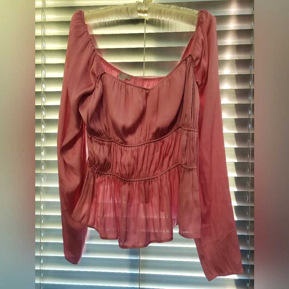Rose Rouche Blouse - Picture 2 of 13